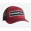 Descubre la gorra trucker Magpul en rojo y negro 🧢. Alta calidad, comodidad y estilo. ¡Perfecta para tus aventuras al aire libre!